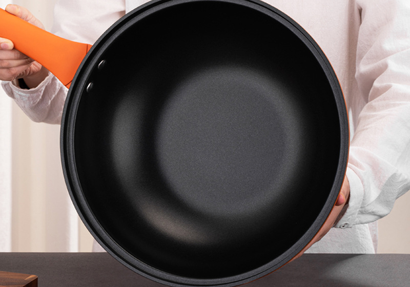 The Manufacturing Process of Stainless Steel Cookware